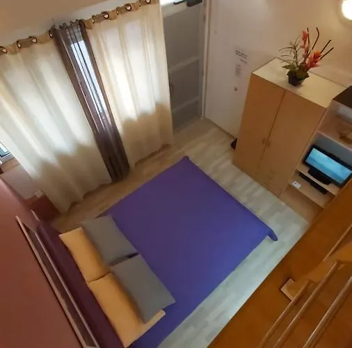 Апартаменты Mali Jadran Сплит